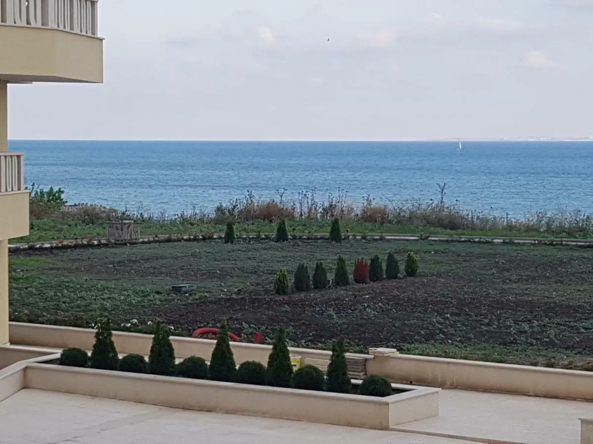 Apartment Aquamarine Burgas