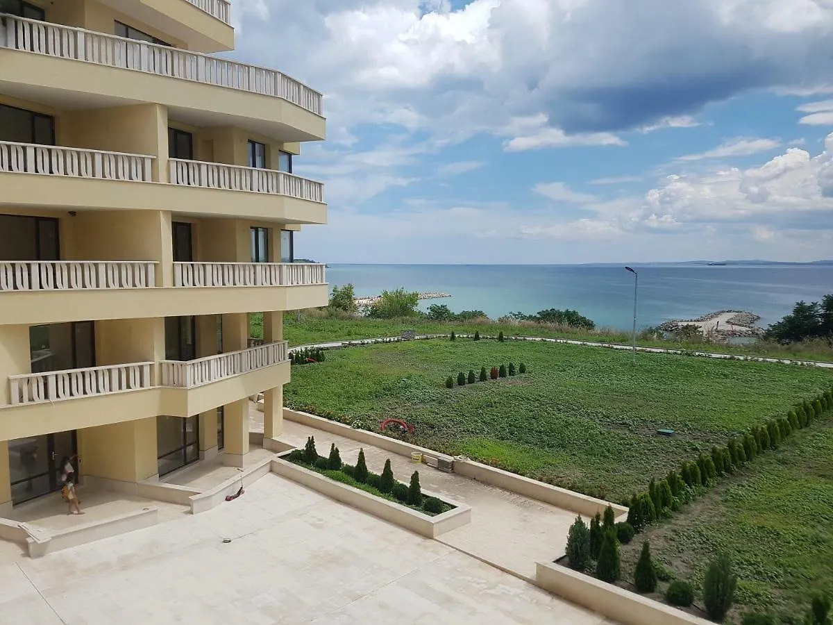 Apartment Aquamarine Burgas